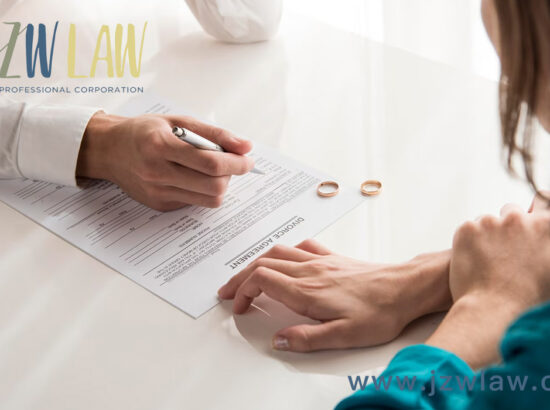 在多伦多，如何选择专业的离婚律师？您的家庭法律师选择指南（JZW Law 律师事务所推荐）
